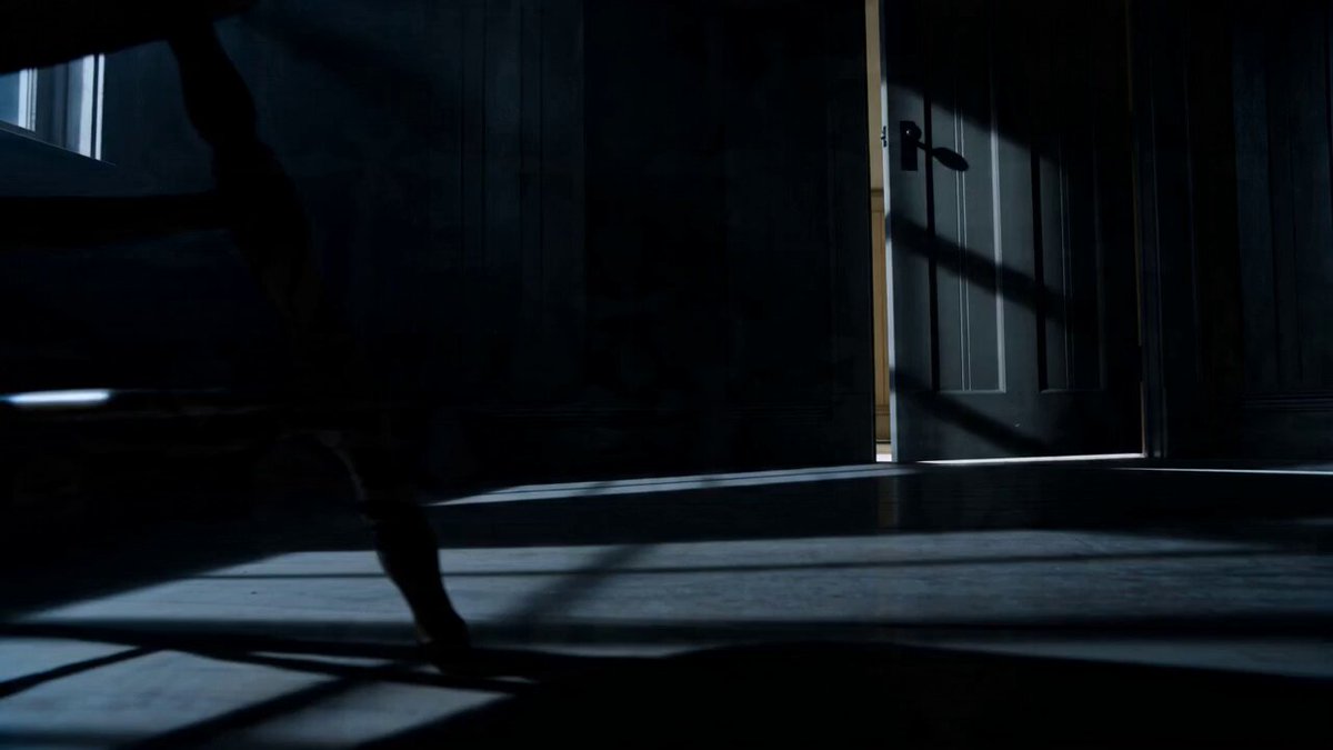 Horror Scene Prompt: Moving Chair