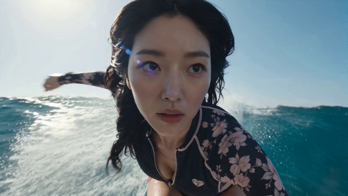 Cinematic Professional Surfing Action